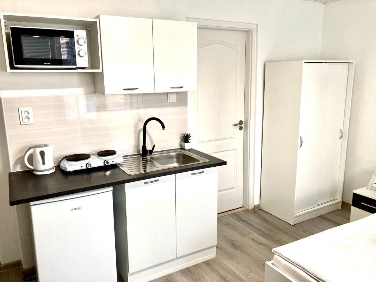 City Apartment Sturovo Luaran gambar